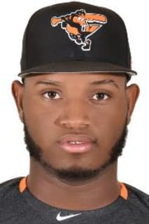 Cesar Angomas