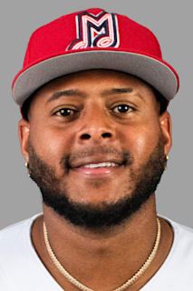 Nelson Velázquez