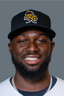 D'Shawn Knowles