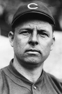 Mordecai Peter Centennial 3 Finger Brown - Chicago Cubs, 1911