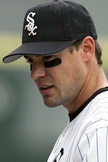 CHICAGO - APRIL 6: Scott Podsednik #22 of the Chicago White Sox