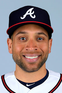 The Mets acquire James Loney to help with their void at first base