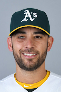 Oakland A's add Marco Estrada on one-year deal