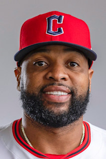 Cleveland Indians' Carlos Santana sworn in as US Citizen 