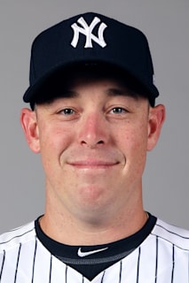 J. R. Graham, baseball player, 2015-2016