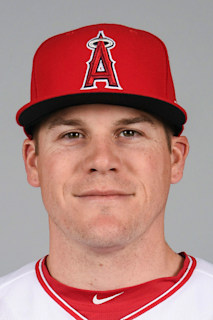 Branden Pinder, baseball player, 2015-2016