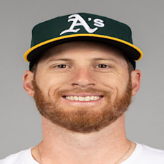 Michael Kelly headshot