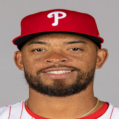 Edmundo Sosa headshot