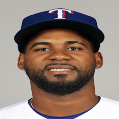 Michel Otañez headshot