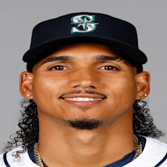 Carlos Vargas headshot