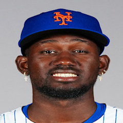 Ronny Mauricio headshot