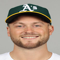 Max Schuemann headshot