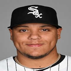 Wikelman González headshot