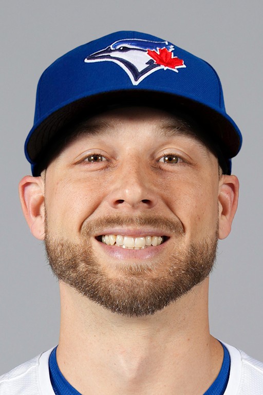 Austin Voth headshot