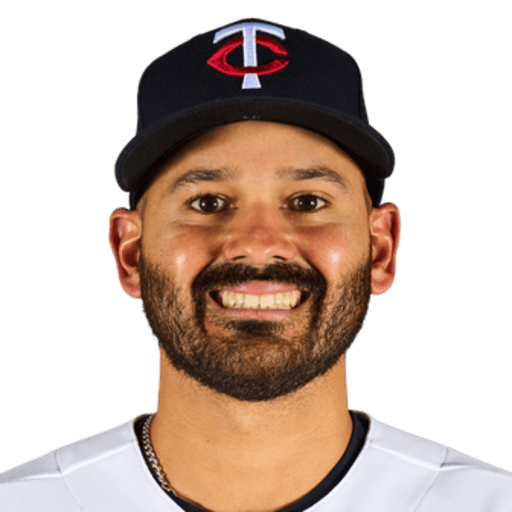 Pablo López headshot