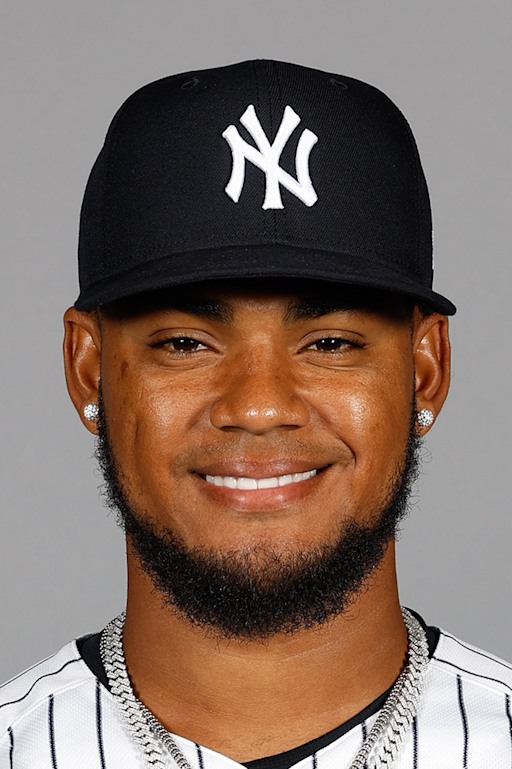 Camilo Doval headshot