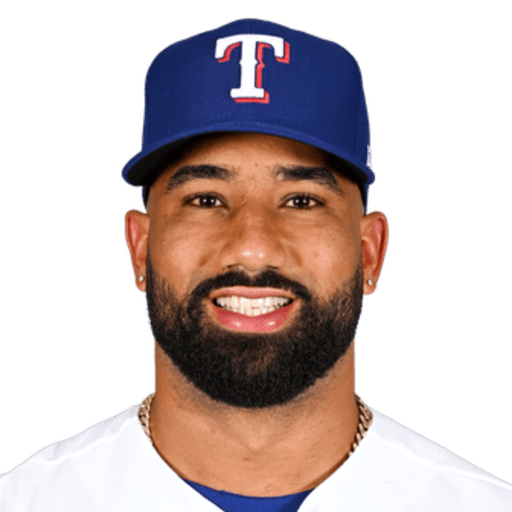 Ezequiel Duran headshot