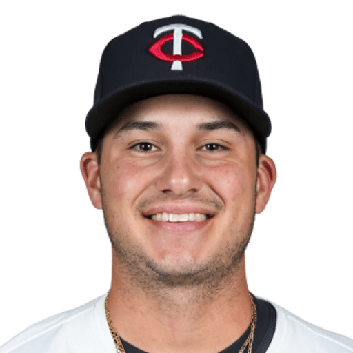 Mike Paredes headshot