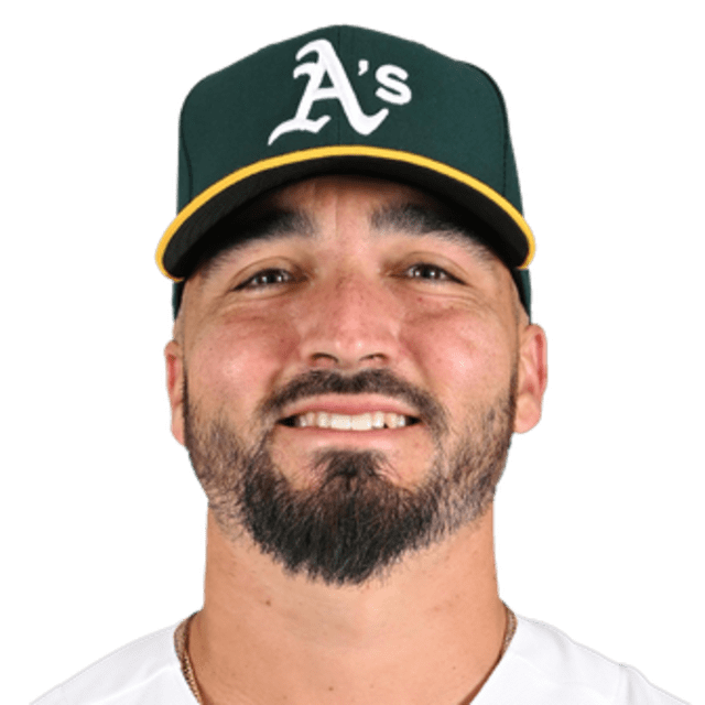 Nick Hernandez 사진