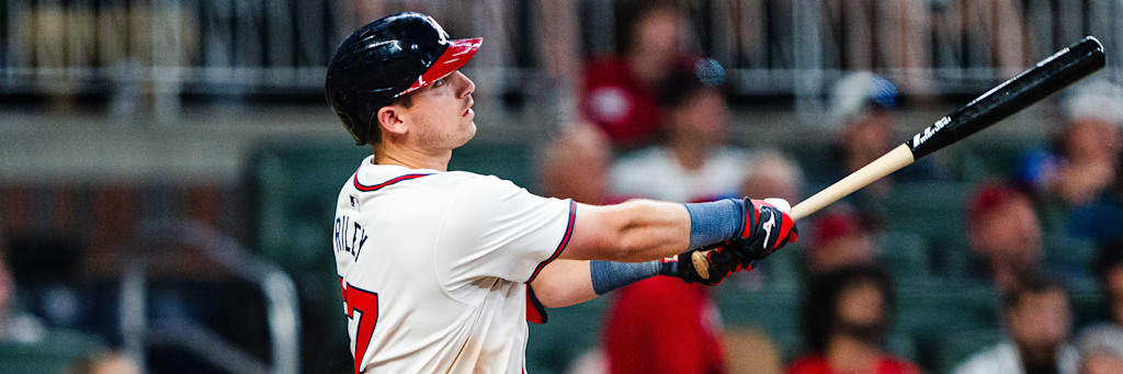 Austin Riley of the Atlanta Braves batting