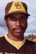 Headshot of Dave Winfield