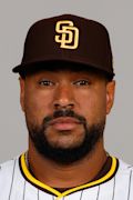 Headshot of Elias Diaz