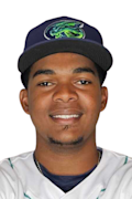 Headshot of Tomas Reyes