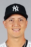 Headshot of Rafael Flores