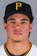 Headshot of Yonleg Gaetano