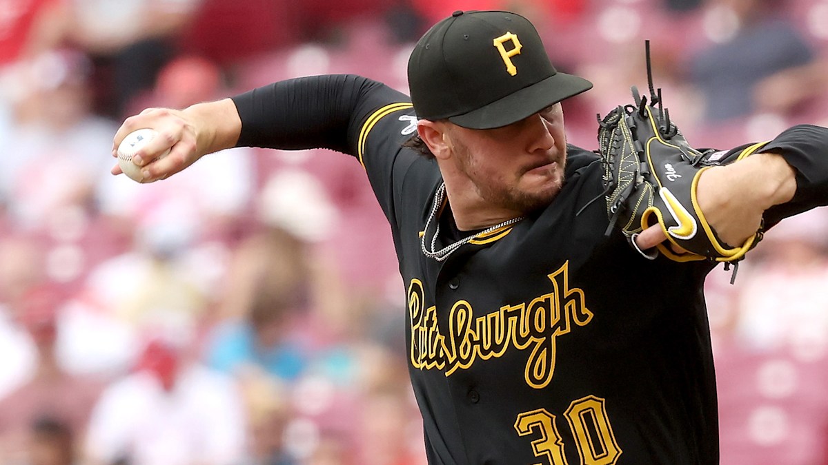 Pittsburgh Pirates right-hander Paul Skenes delivering a pitch