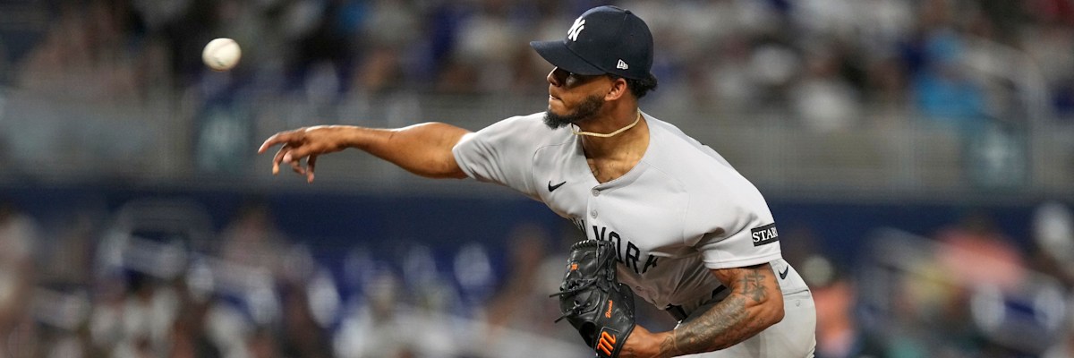 New York Yankees Lose 6-4 to Philadelphia Phillies in Spring Training