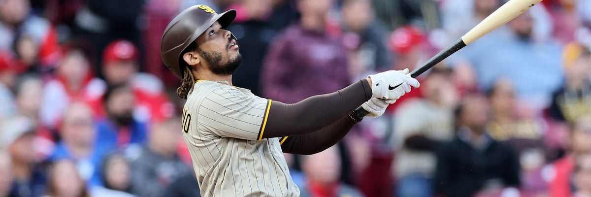 San Diego Padres Earn 14-3 Spring Training Win Over Cincinnati Reds