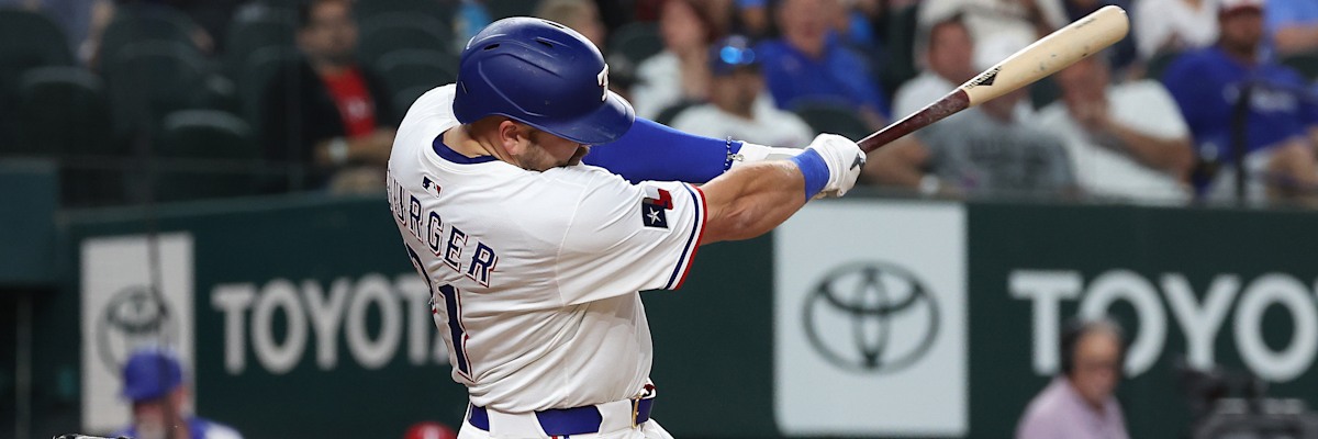 Texas Rangers Top Chicago White Sox 3-2 in Spring Training