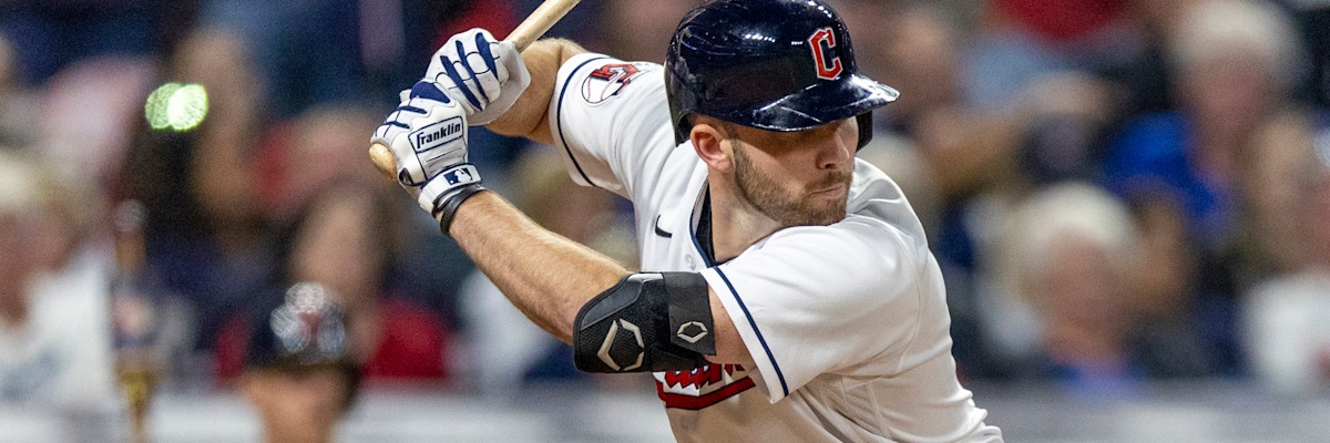 Cleveland Guardians Lose 5-2 to Chicago Cubs in Spring Training