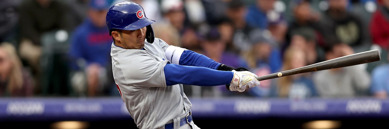 Chicago Cubs outfielder Seiya Suzuki taking a swing