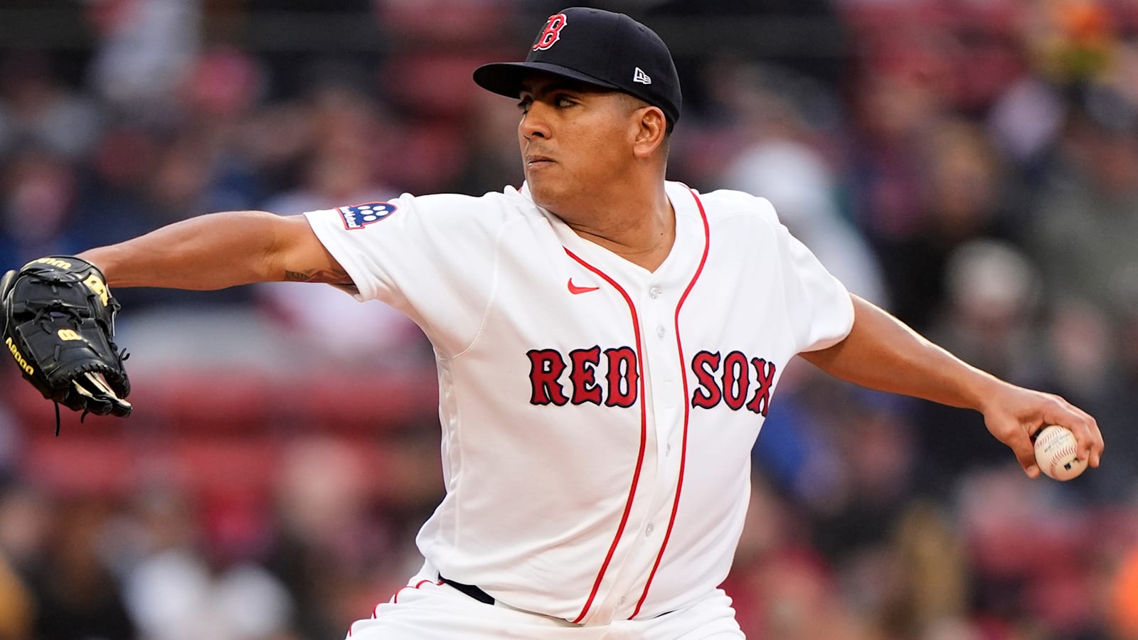 Red Sox vs. Blue Jays Preview: Suarez Faces Gausman at Fenway