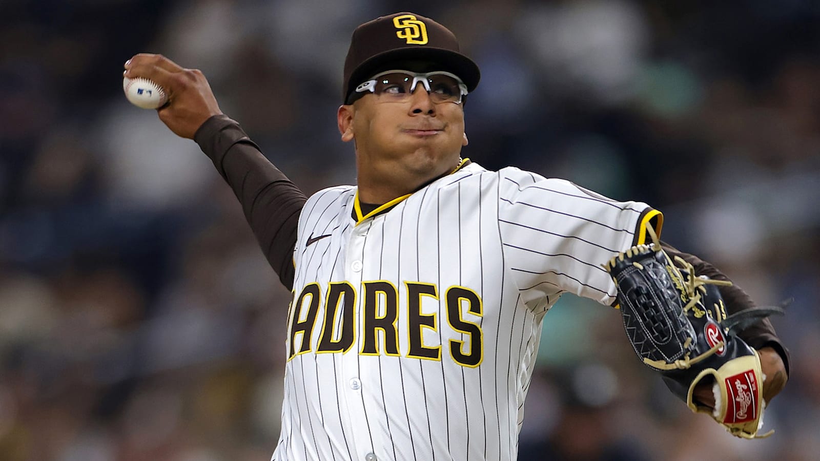 Padres Host Giants at Petco Park Friday Behind Bradgley Rodriguez