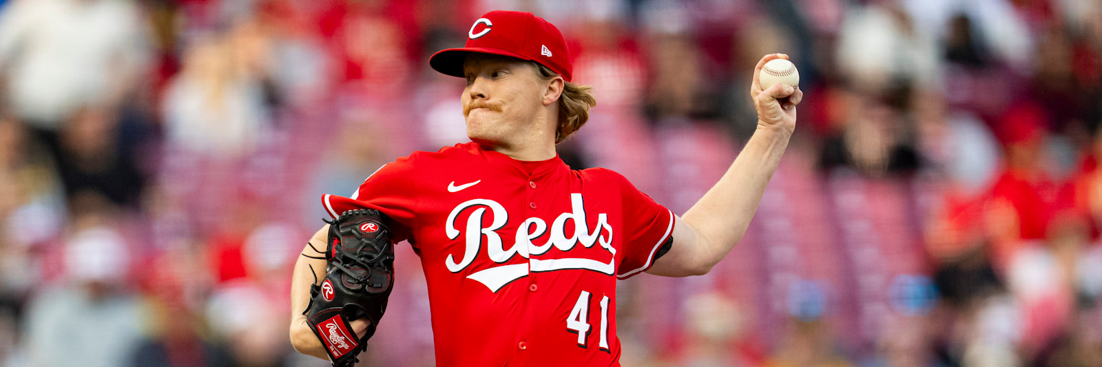 Abbott Faces Dominant Alcantara as Reds Look to Extend Win Streak in Miami