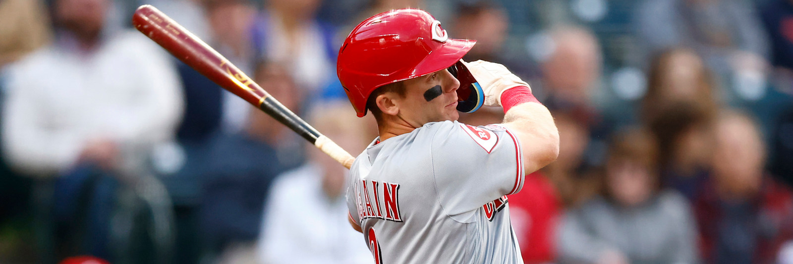 Reds Chase Alcantara, Rally in 10th to Beat Marlins 6-3