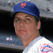 Tom Seaver headshot