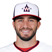 Daniel Ponce de Leon headshot