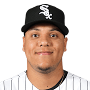 Wikelman González headshot