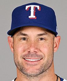 Skip Schumaker照片
