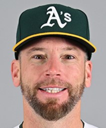 Dustin Hughes照片