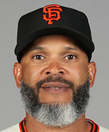Oscar Bernard照片