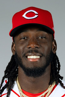 Elly De La Cruz headshot