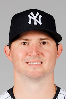 Zack Britton headshot