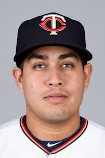Ramón Flores headshot