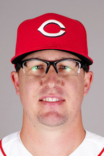 Alec Mills headshot