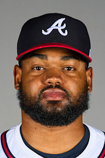 Reynaldo López headshot